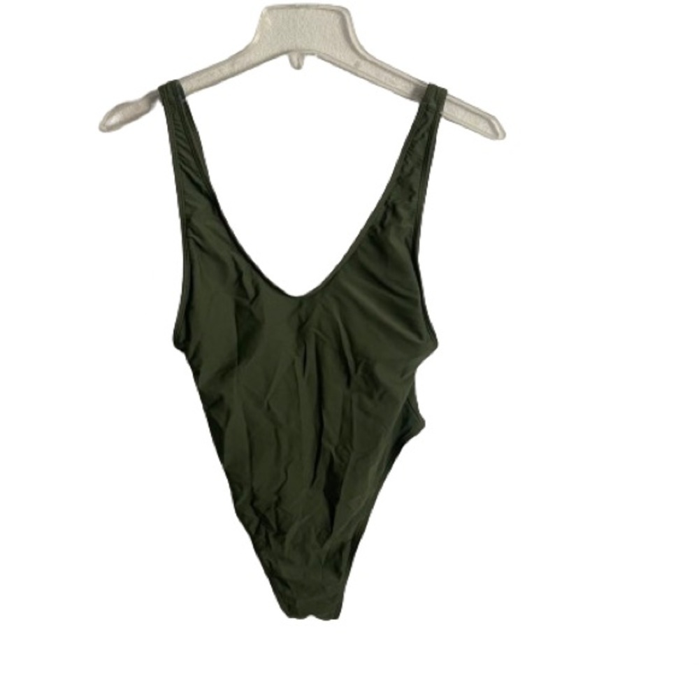 Women’s Yira Green One Piece U Neck Timmy Control Swimsuit Size Medium! - Picture 2 of 6